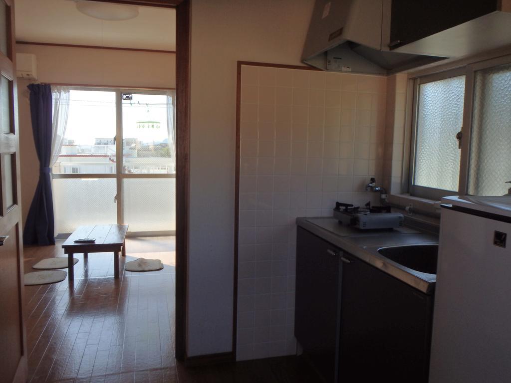 Beach Comber Apartment Okinawa Phòng bức ảnh